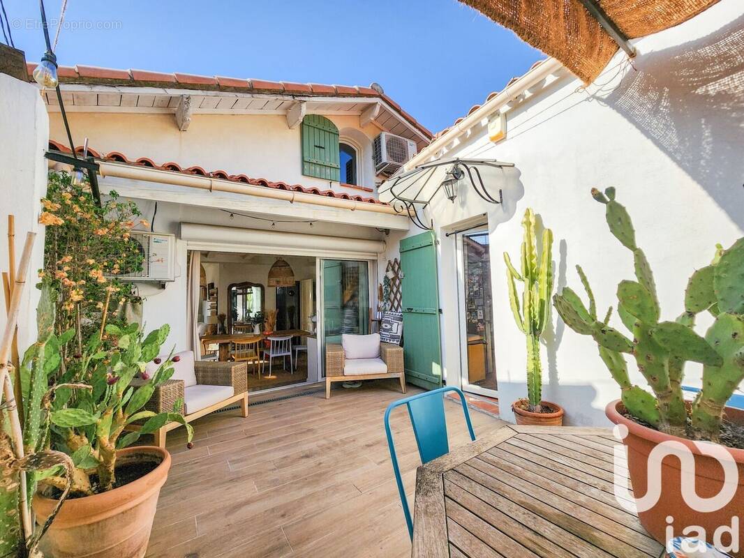 Photo 1 - Maison à MARSEILLE-11E