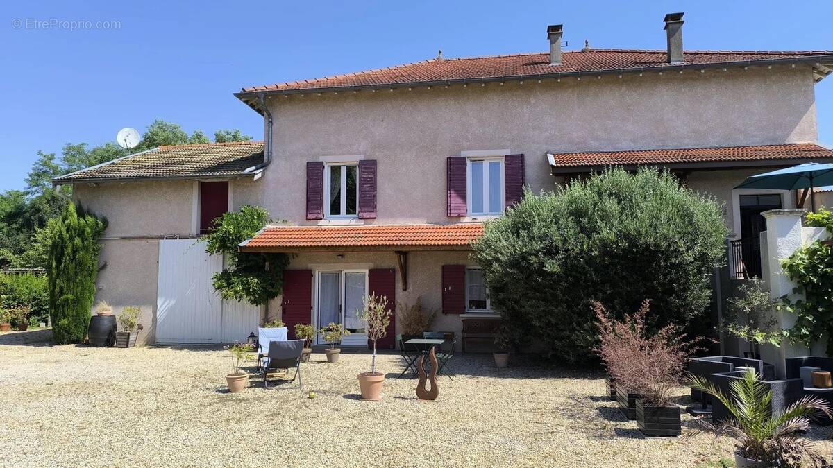Appartement à CORCELLES-EN-BEAUJOLAIS