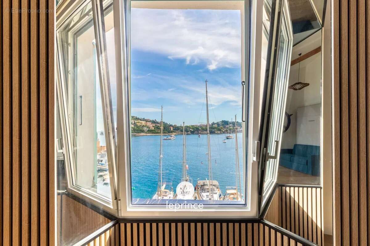 Appartement à VILLEFRANCHE-SUR-MER