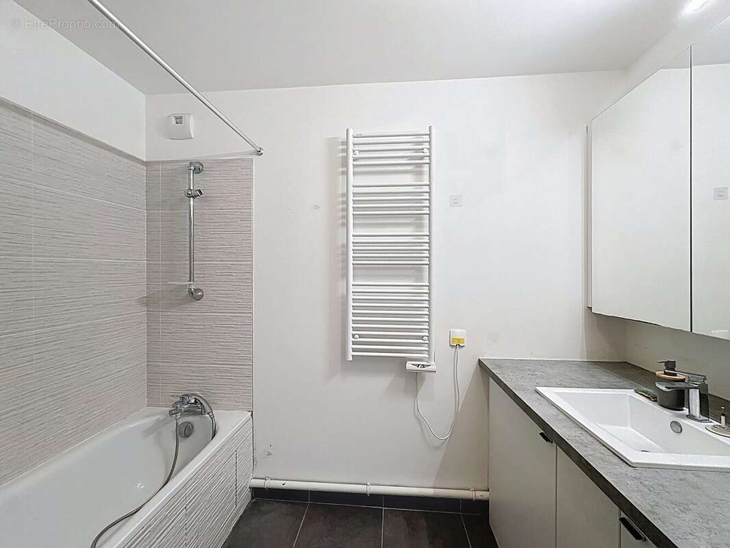 Appartement à MAISONS-ALFORT