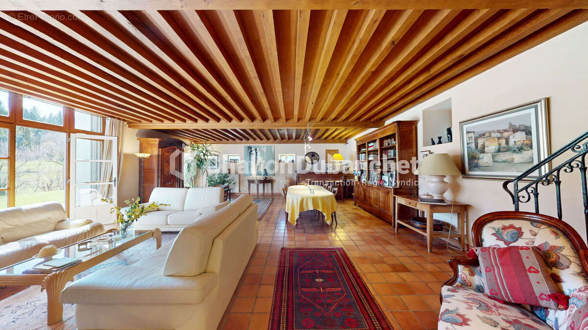 Maison à AMBIERLE