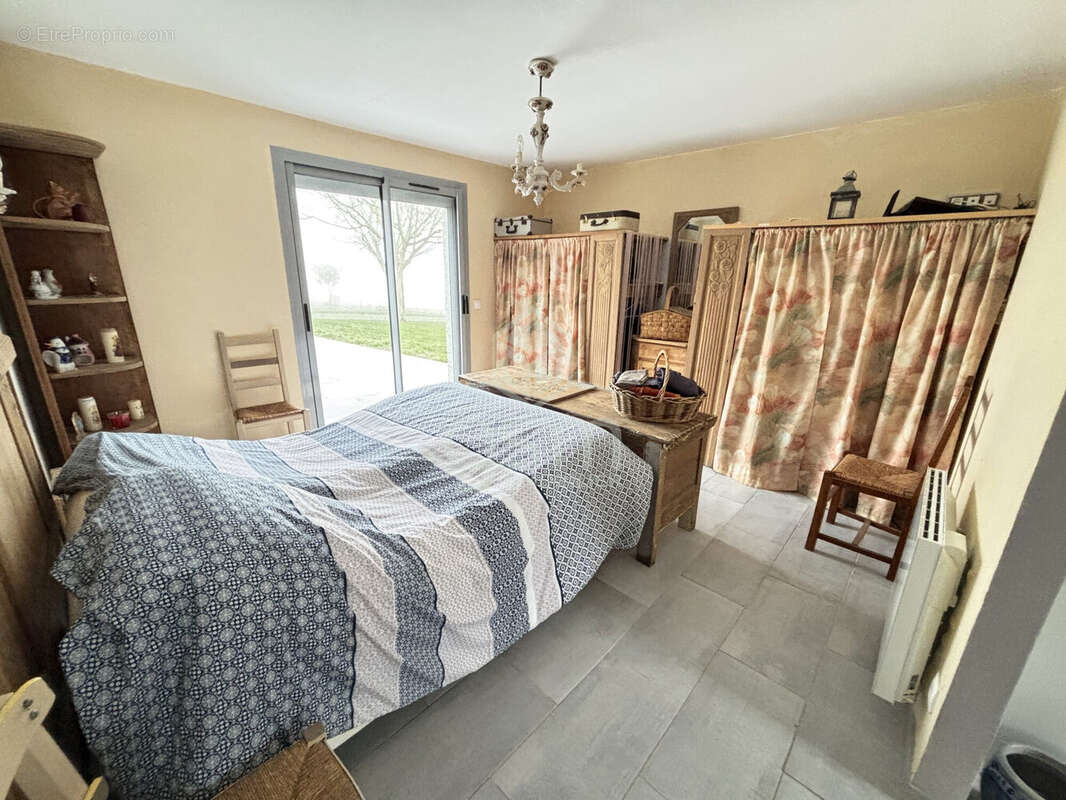 Maison à MARCILLY-SUR-VIENNE