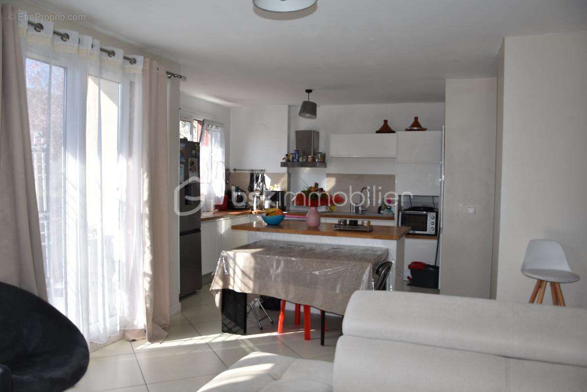 Appartement à MORSANG-SUR-ORGE