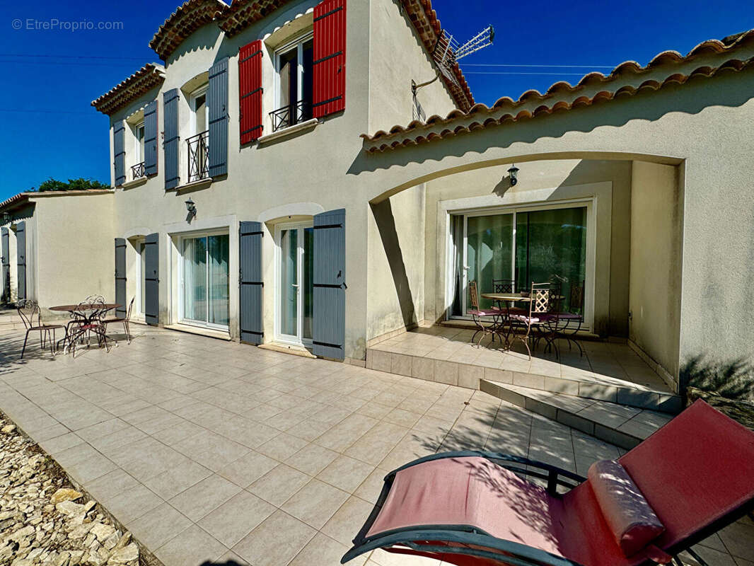 Maison à SABRAN
