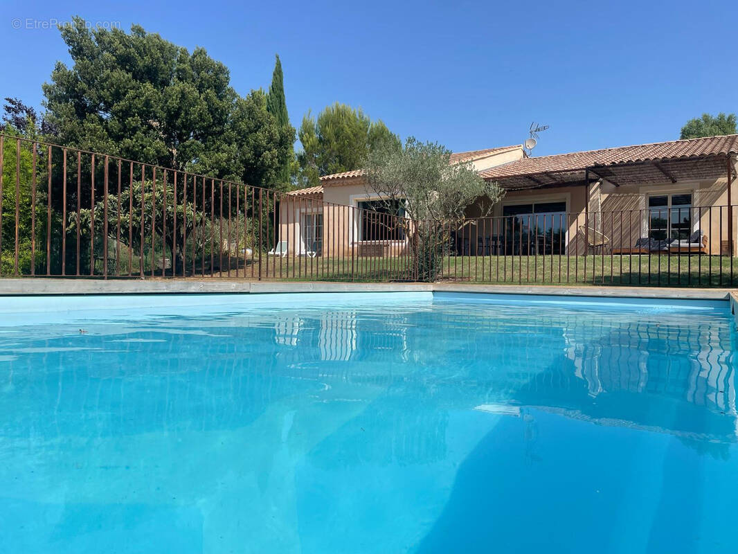 Maison à PIOLENC