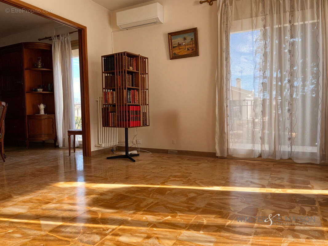 Appartement à LA GARDE