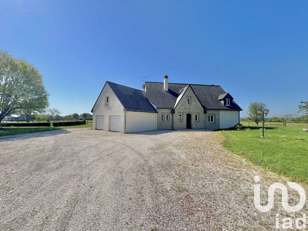Photo 1 - Maison à BONCHAMP-LES-LAVAL
