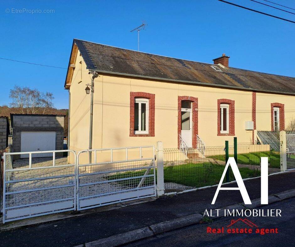 Maison à LA FERRIERE-AUX-ETANGS