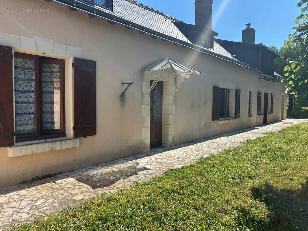 Maison à MONTS