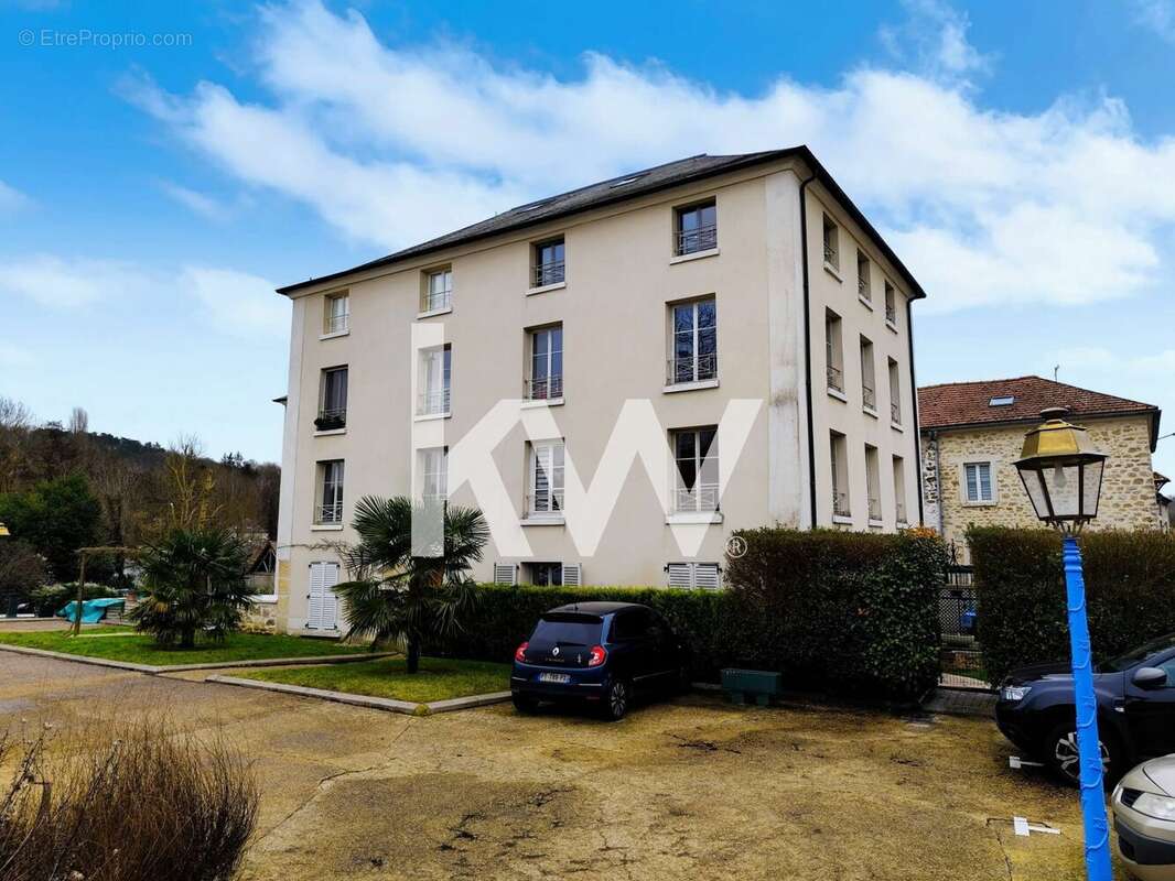 Appartement à SERAINCOURT