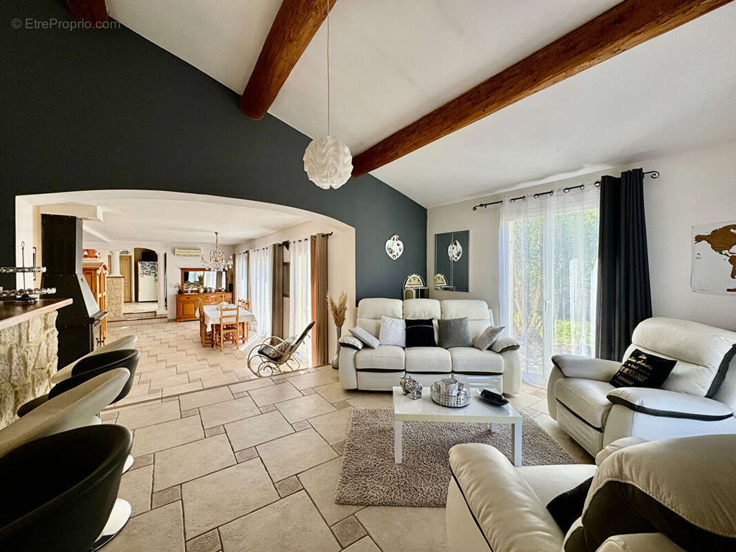 Maison à SABRAN