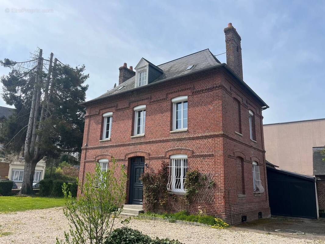 Maison à AUFFAY