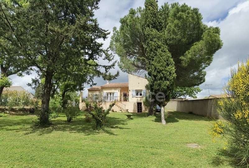 Maison à SAINT-LAURENT-LA-VERNEDE