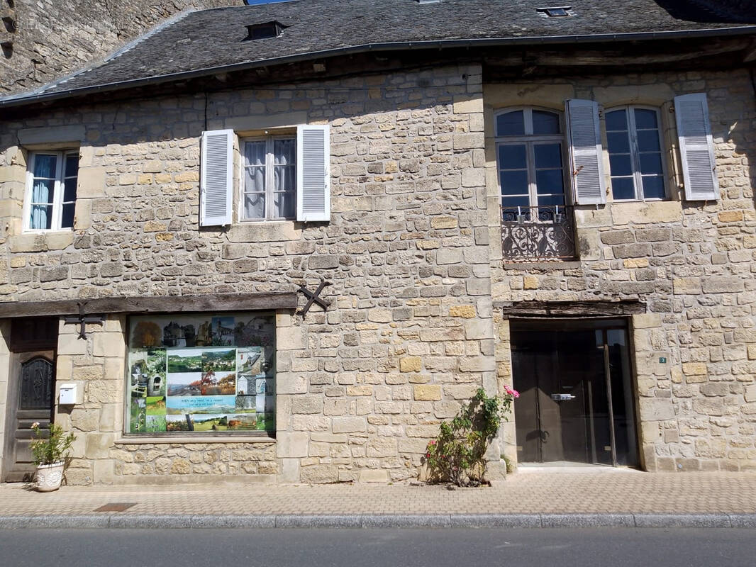 Appartement à AYEN
