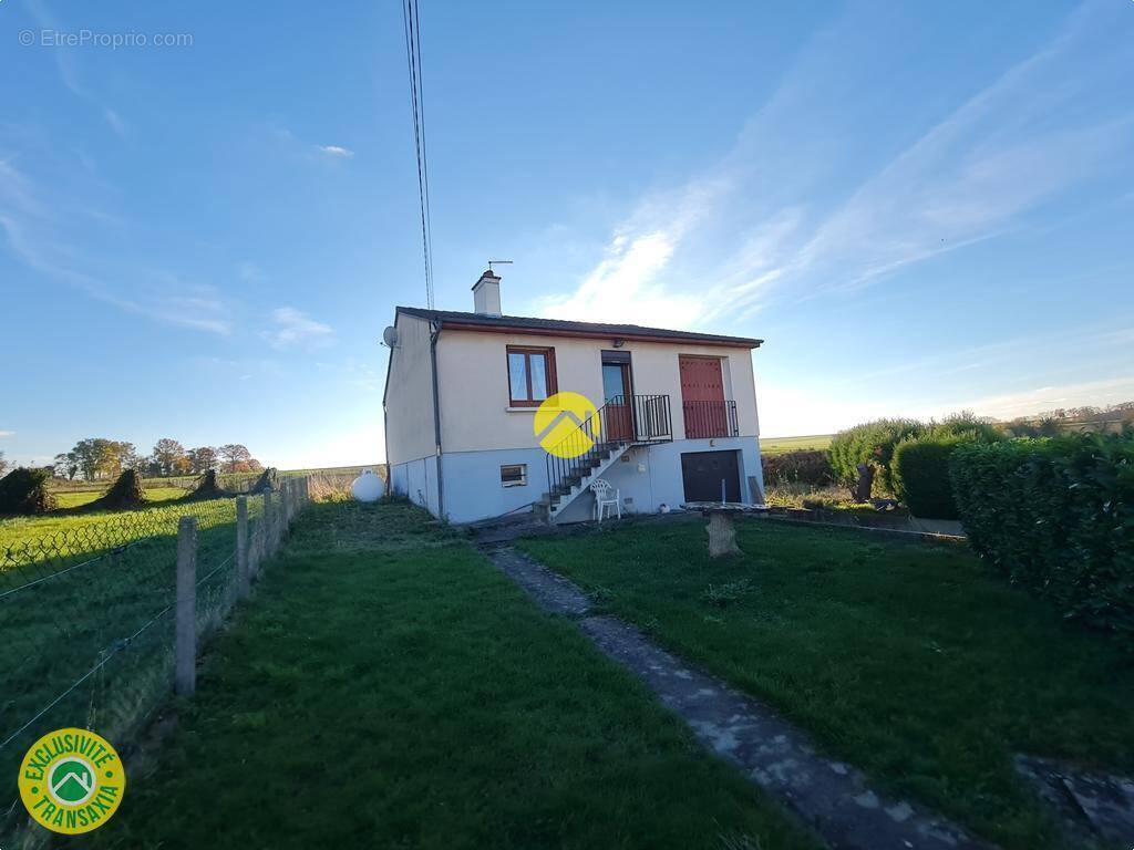 Maison à SANCERGUES