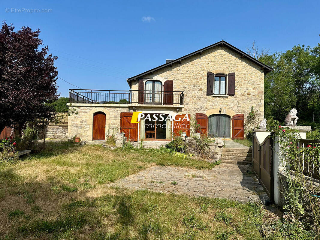 Maison à SEVERAC-LE-CHATEAU