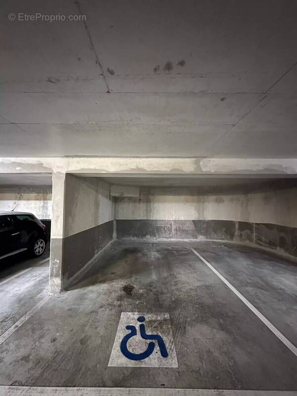 Parking à NICE
