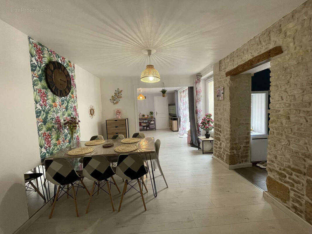 Maison à AIGREFEUILLE-D&#039;AUNIS