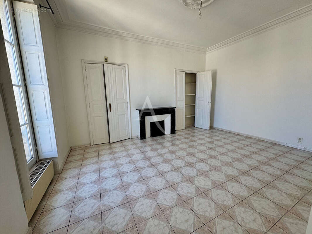 Appartement à NIMES