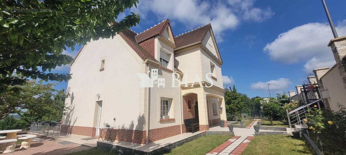 Maison à LOUVIERS