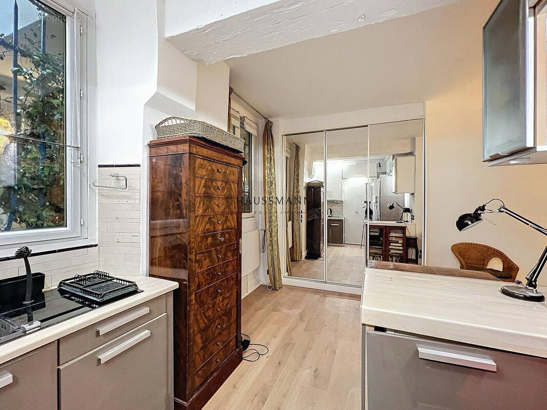 Appartement à PARIS-4E