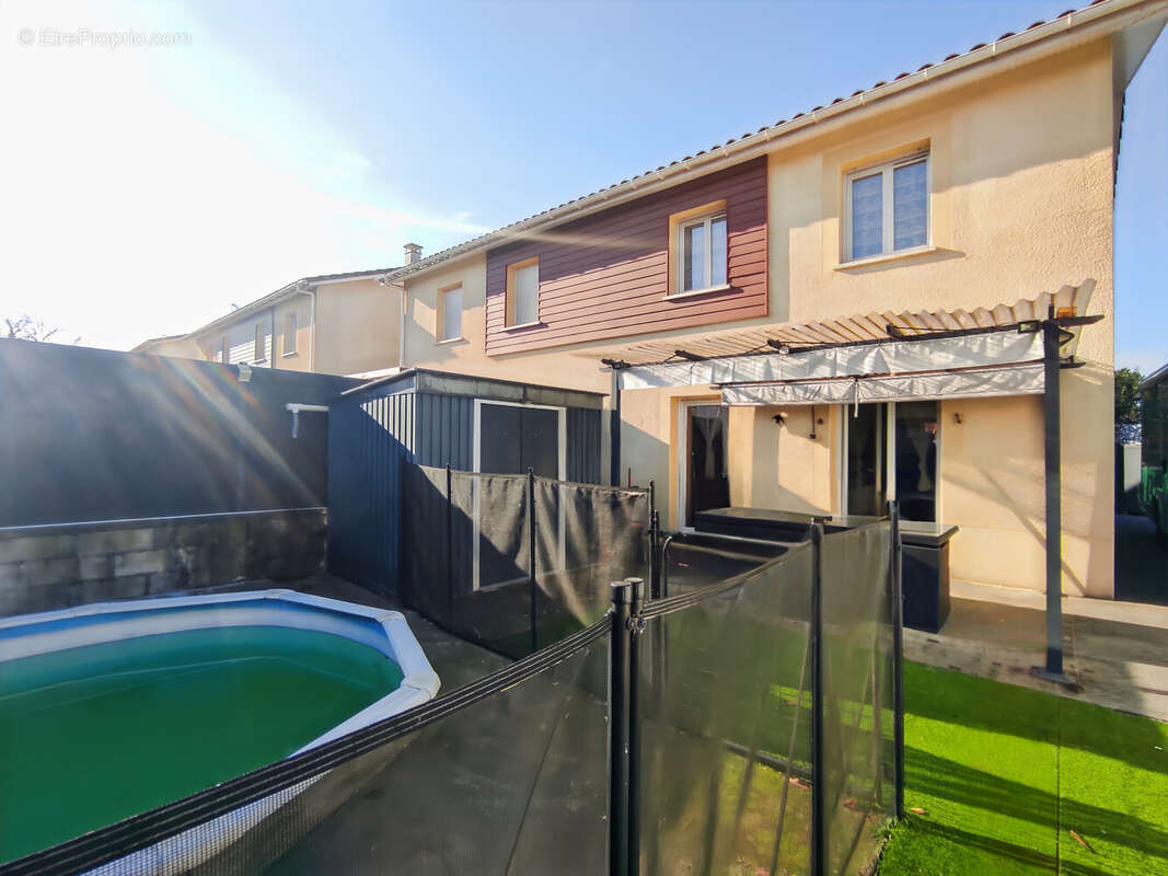 Maison à BENESSE-MAREMNE