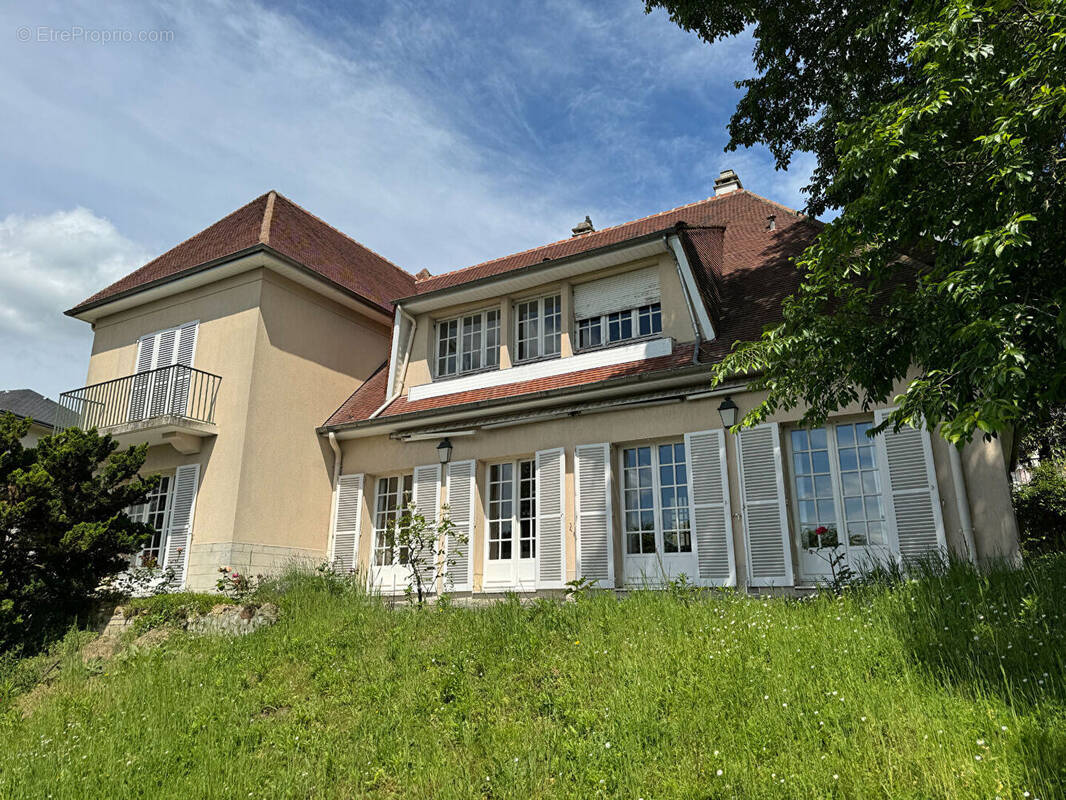Maison à MONTMORENCY