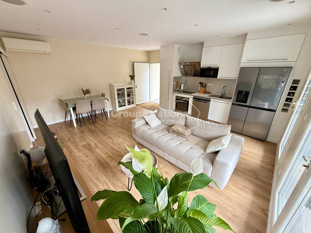 Appartement à SEPTEMES-LES-VALLONS