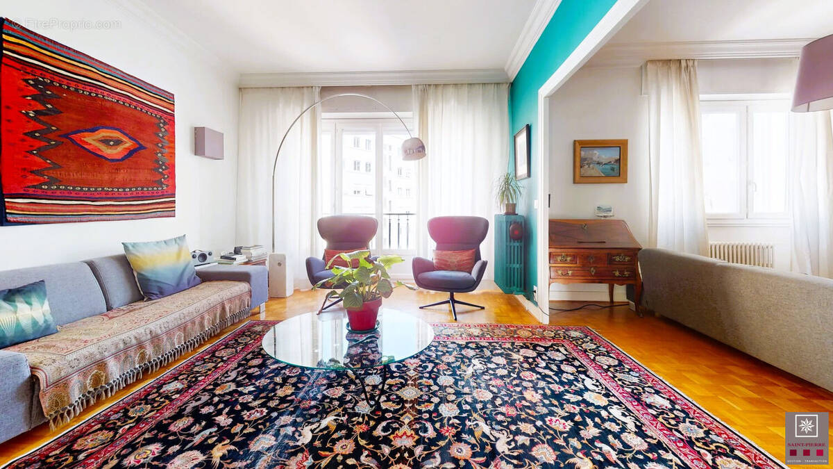 Appartement à LYON-6E