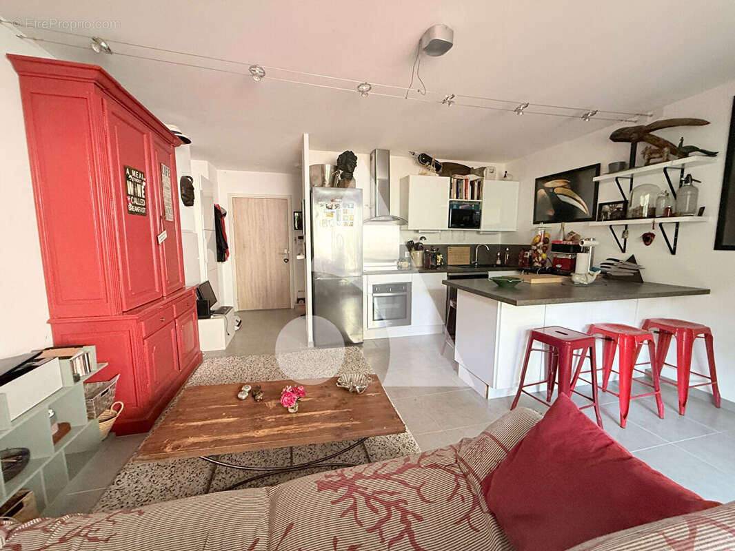 Appartement à LE THOLONET