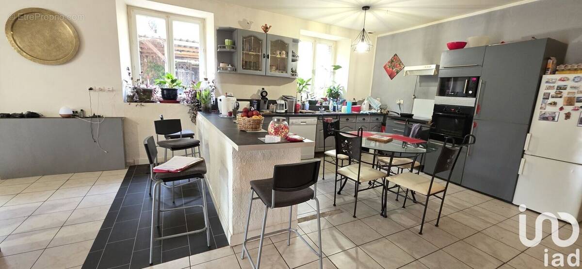 Photo 1 - Appartement à VIRIEU-LE-GRAND