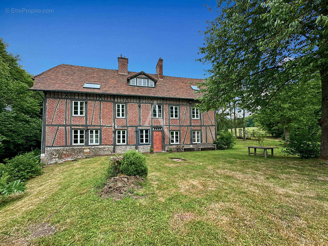 Maison à ETREPAGNY
