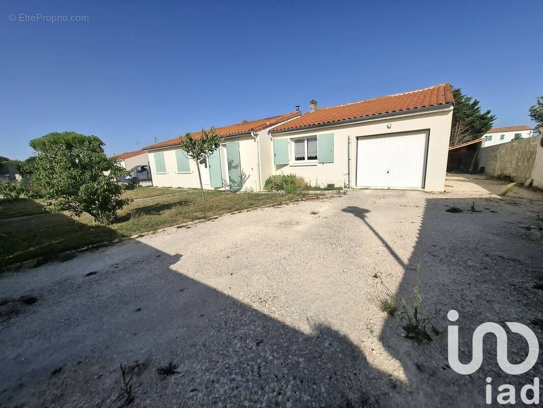 Photo 1 - Maison à MARENNES