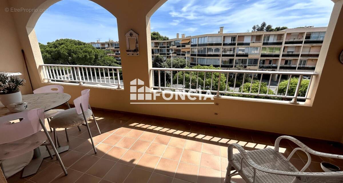 Appartement à BORMES-LES-MIMOSAS
