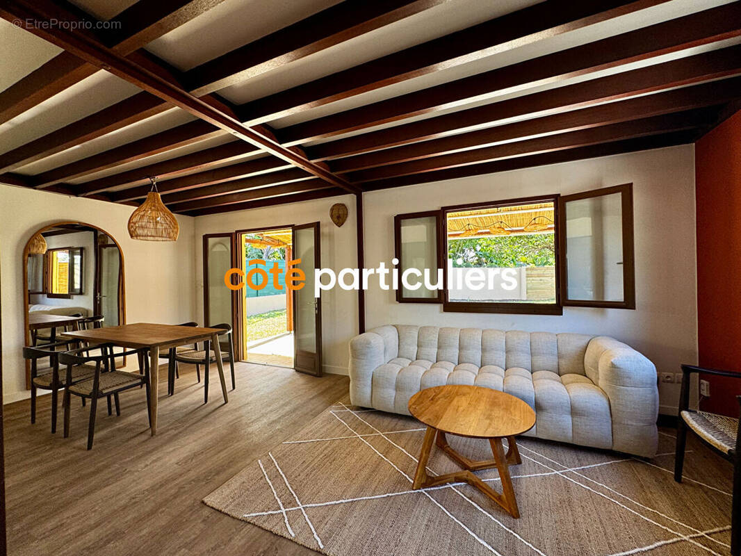 Maison à L&#039;ETANG-SALE