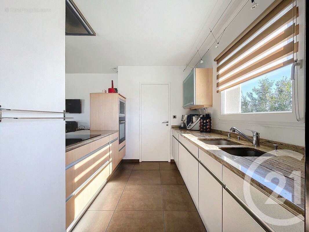 Maison à LA GRAND-CROIX