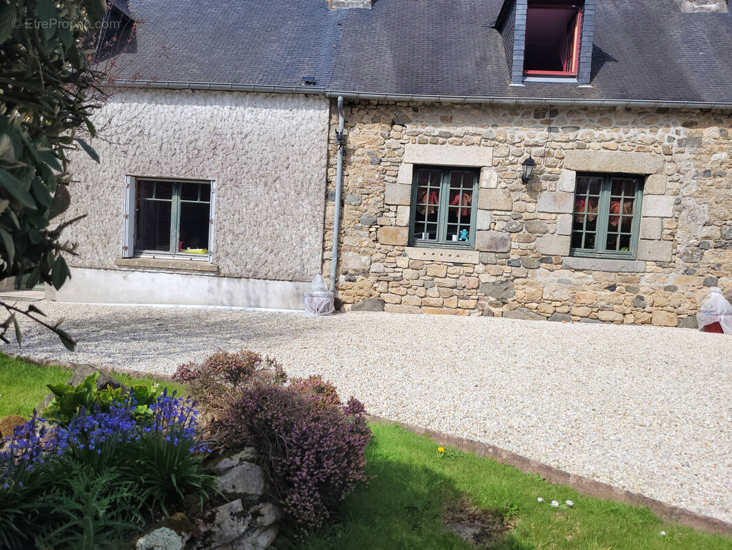 Maison à CHATELAUDREN