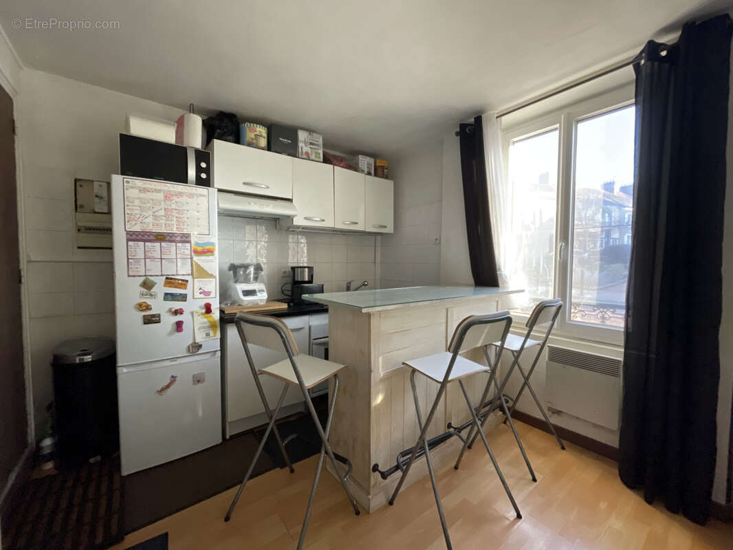 Appartement à BRIIS-SOUS-FORGES