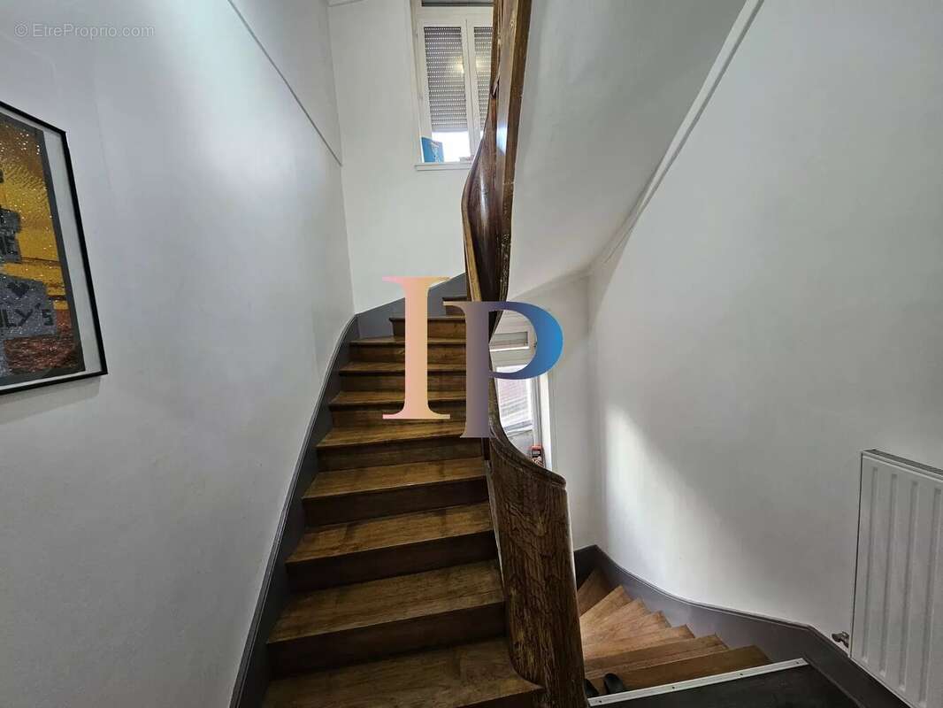 Maison à CHARLIEU