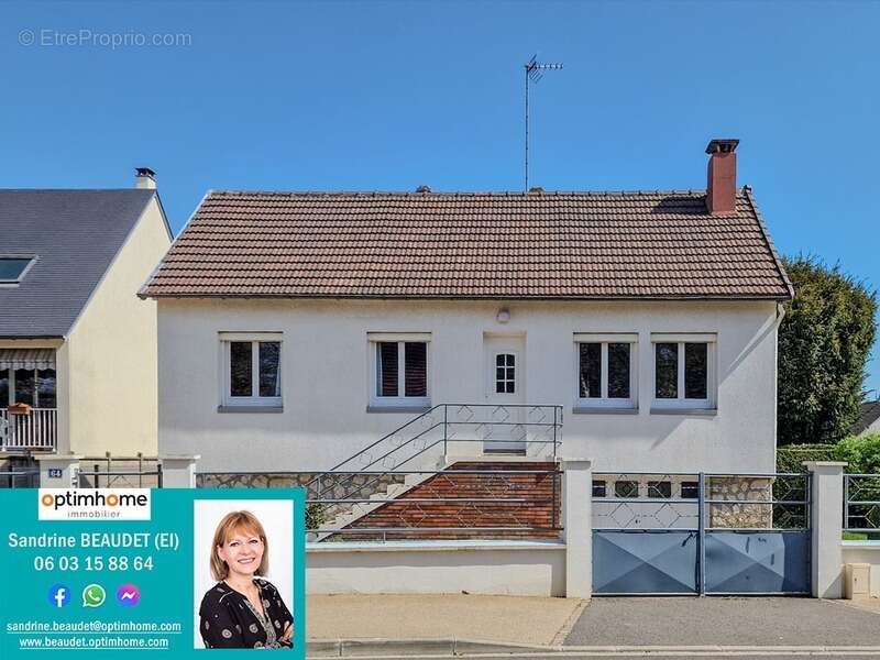Maison à LEVES