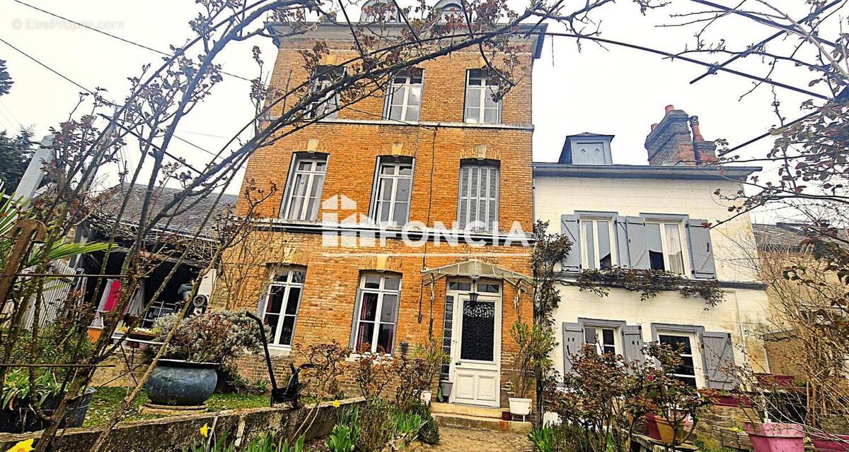 Maison à ELBEUF