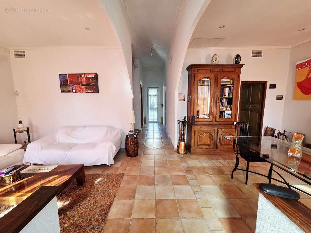 Maison à QUARANTE