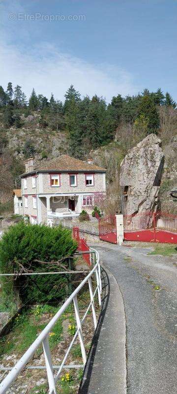 Maison à LAMASTRE