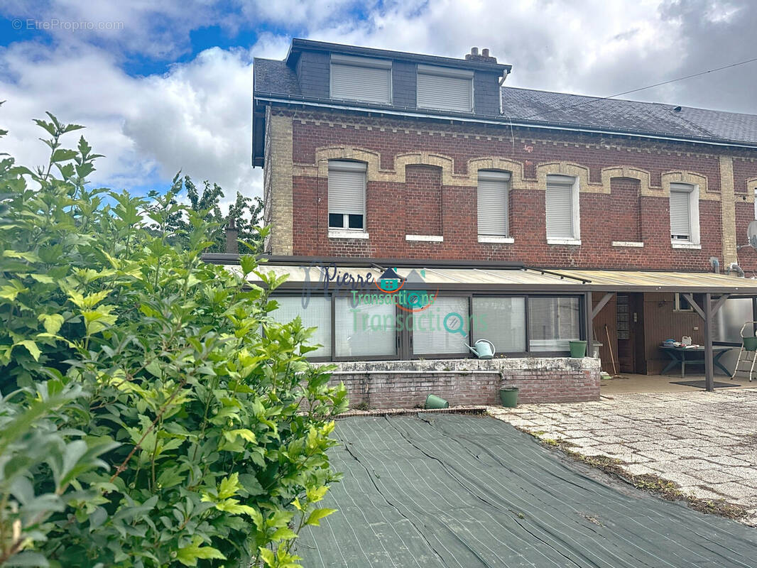 Maison à GRUCHET-LE-VALASSE