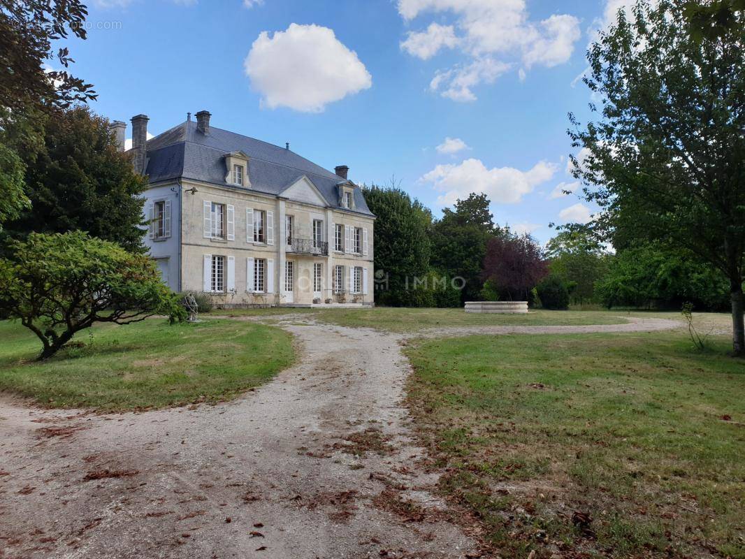 Maison à MATHA