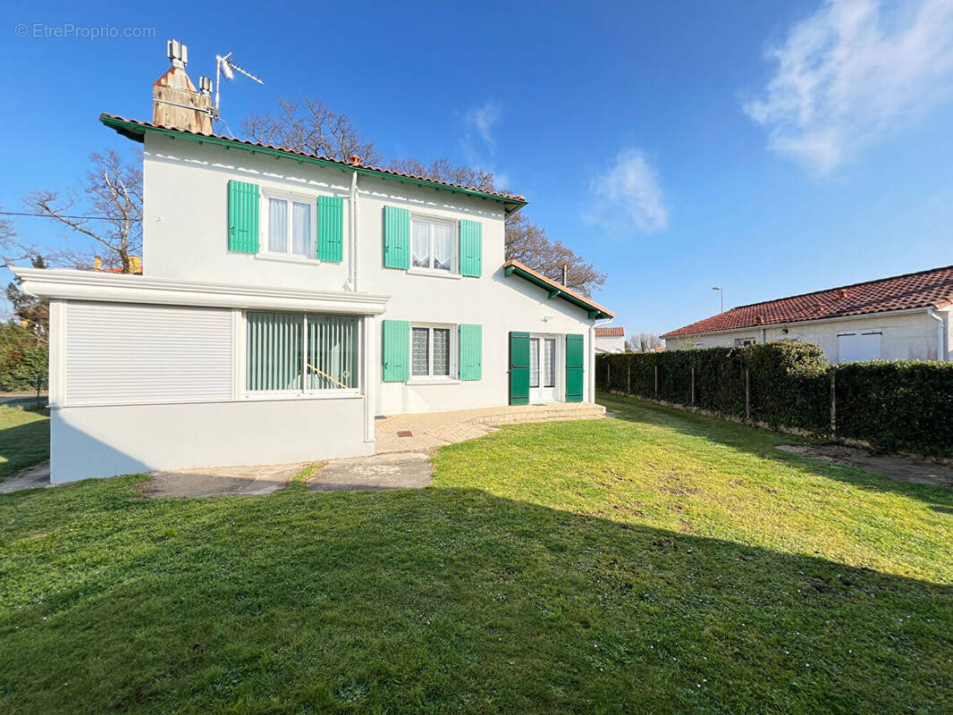 Maison à ETAULES