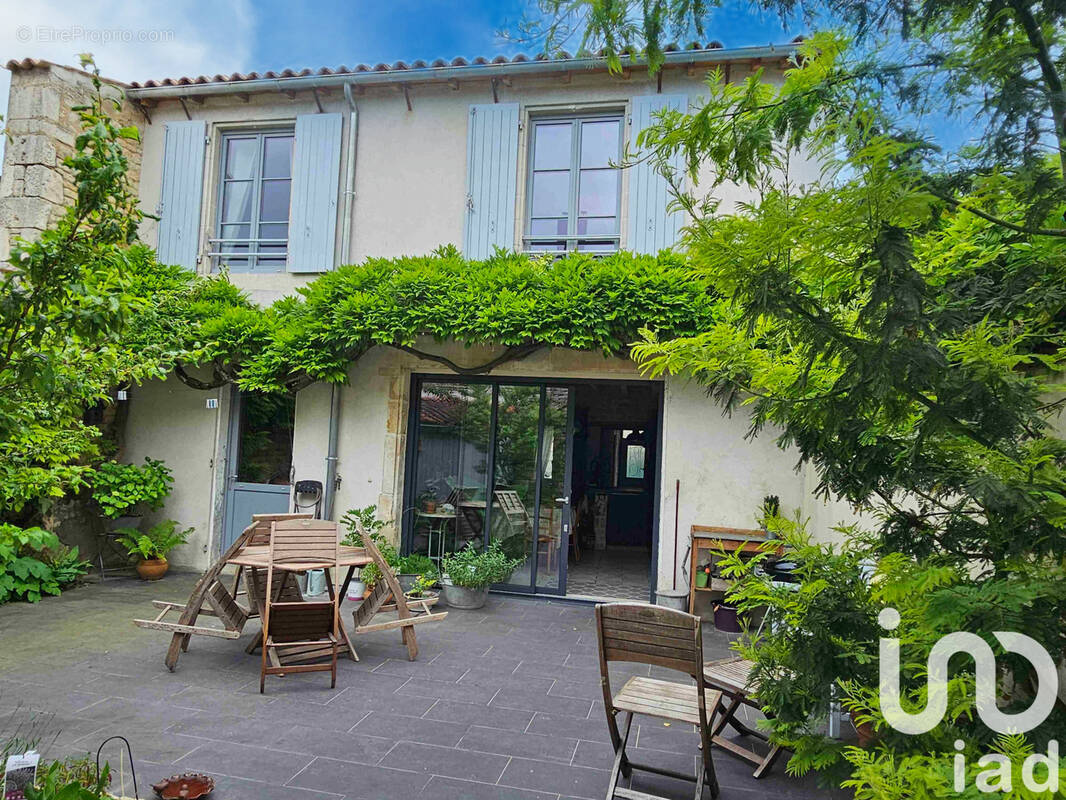Photo 1 - Maison à COULON