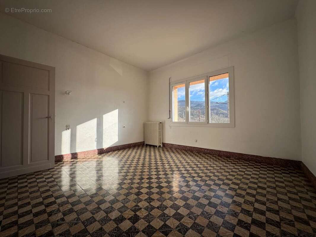 Appartement à LE BOUSQUET-D&#039;ORB