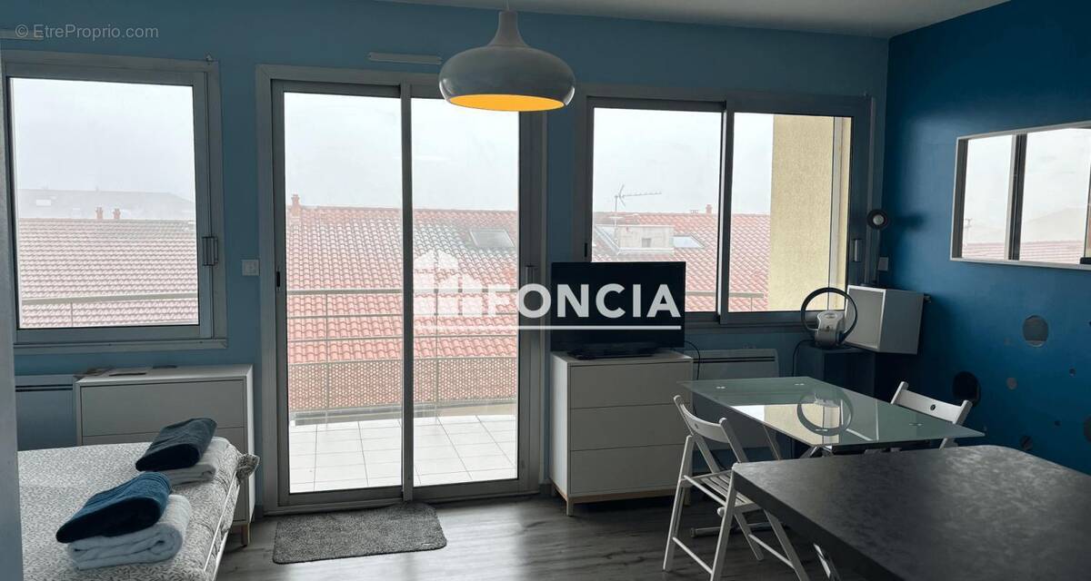 Appartement à MEYZIEU