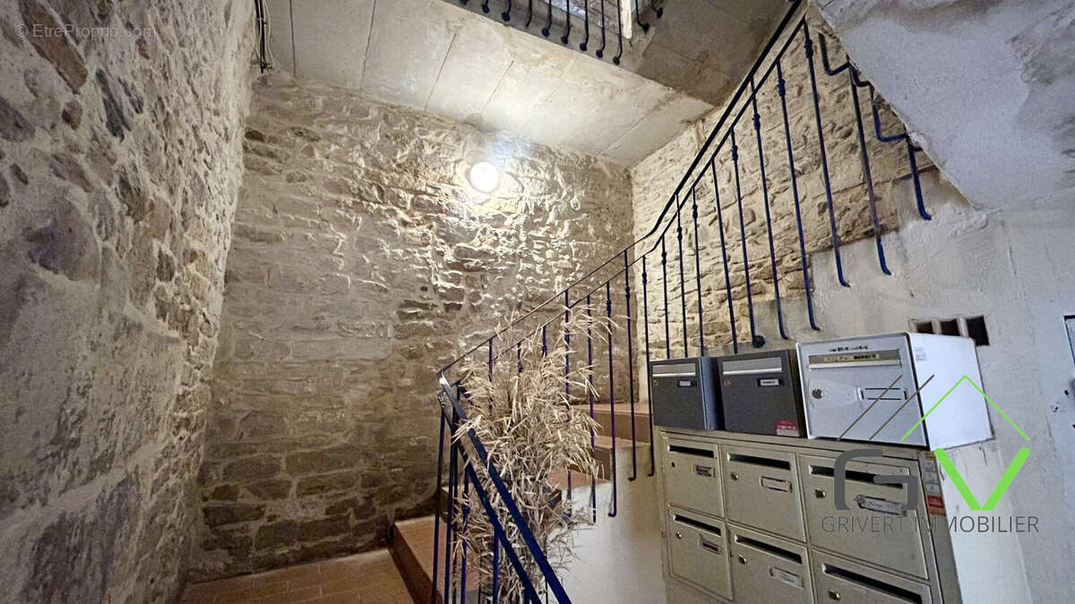 Appartement à NIMES